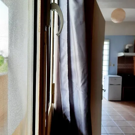 Cosy With Large Balcony *